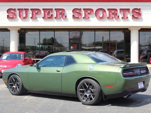 Used 2018 Dodge Challenger R/T w/ Sound Group image 5