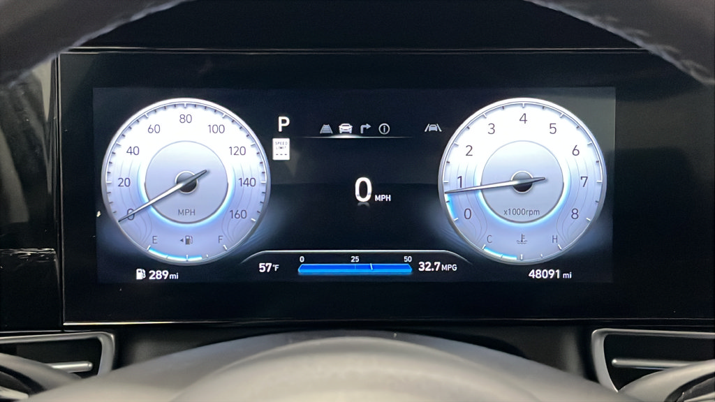 Used 2025 Hyundai Elantra SEL FWD image 17