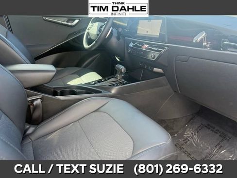 Used 2023 Kia Niro EX Touring FWD image 16