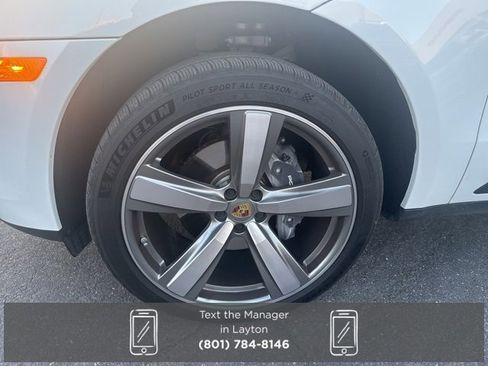Used 2025 Porsche Macan image 5