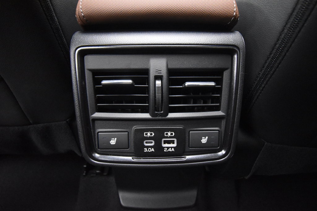 Used 2025 Subaru Forester Touring AWD/4WD image 35