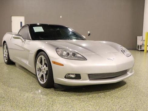 Used 2007 Chevrolet Corvette Coupe w/ Preferred Equipment Group image 1