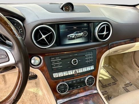 Used 2020 Mercedes-Benz SL 450 w/ Premium Package image 13