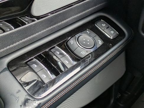 New 2025 Lincoln Aviator Reserve w/ Luxury Package image 21