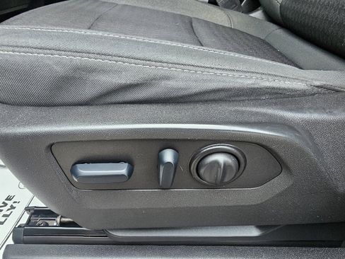 Used 2022 Chevrolet Silverado 2500 Custom w/ Gooseneck/5TH Wheel Package image 12