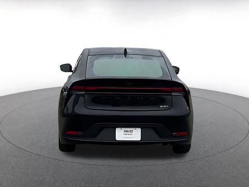 Used 2025 Toyota Prius LE image 11