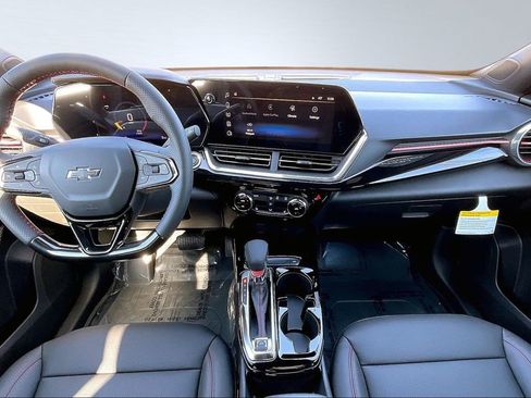 New 2026 Chevrolet Trax RS w/ Driver Confidence Package image 5