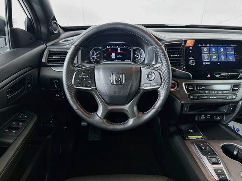Used 2024 Honda Passport EX-L image 21