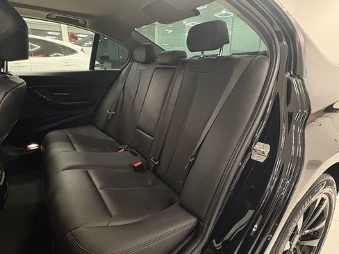 Used 2017 BMW 320i xDrive Sedan image 21