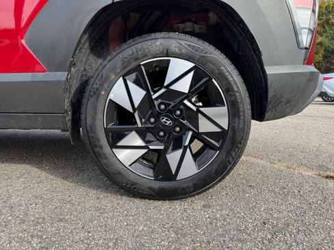 Used 2025 Hyundai Kona SEL image 24