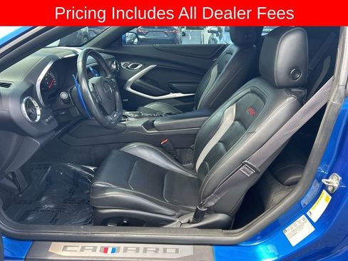 Used 2016 Chevrolet Camaro SS RWD image 2