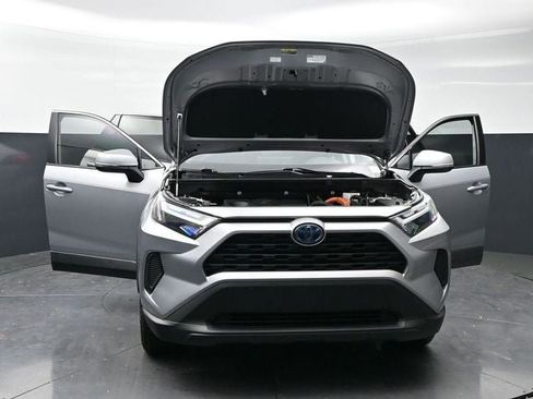 Used 2023 Toyota RAV4 XLE AWD/4WD image 45