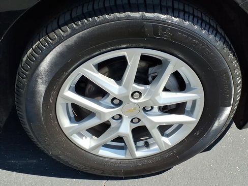 Used 2022 Chevrolet Equinox LT image 8