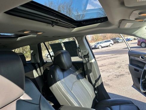 Used 2016 Buick Enclave Leather w/ Enclave Tuscan Edition image 36