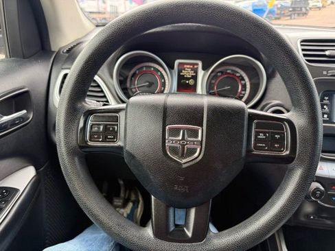 Used 2018 Dodge Journey SE w/ Blacktop Package image 17