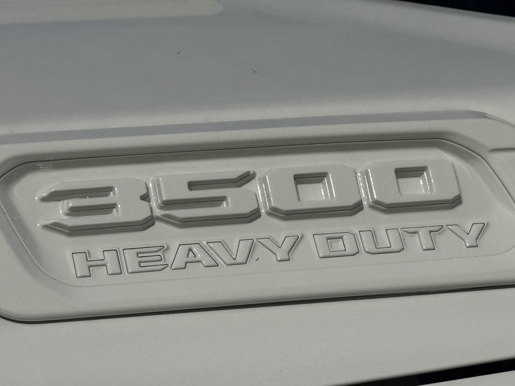 Used 2024 RAM 3500 Limited w/ Towing Technology Group AWD/4WD image 10