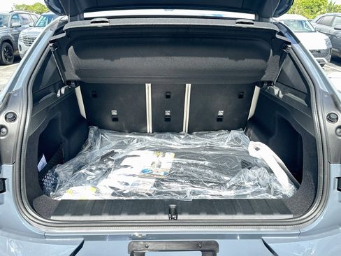 New 2026 BMW X2 xDrive28i w/ Technology Package AWD/4WD image 19