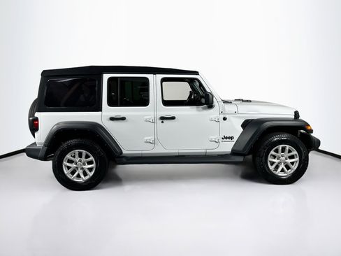 Used 2023 Jeep Wrangler Unlimited Sport AWD/4WD image 4