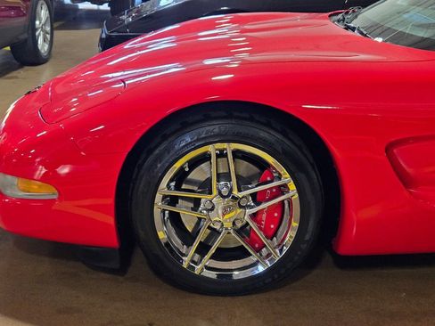 Used 2002 Chevrolet Corvette Convertible w/ Preferred Equipment Group2 image 14