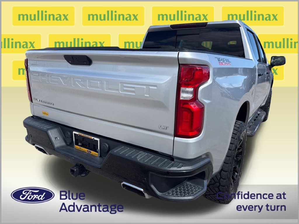 Used 2020 Chevrolet Silverado 1500 LT Trail Boss AWD/4WD image 4