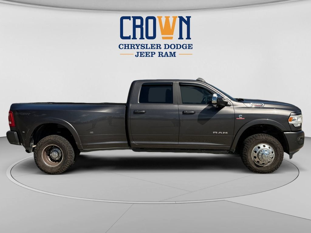 Used 2022 RAM 3500 Laramie AWD/4WD image 2