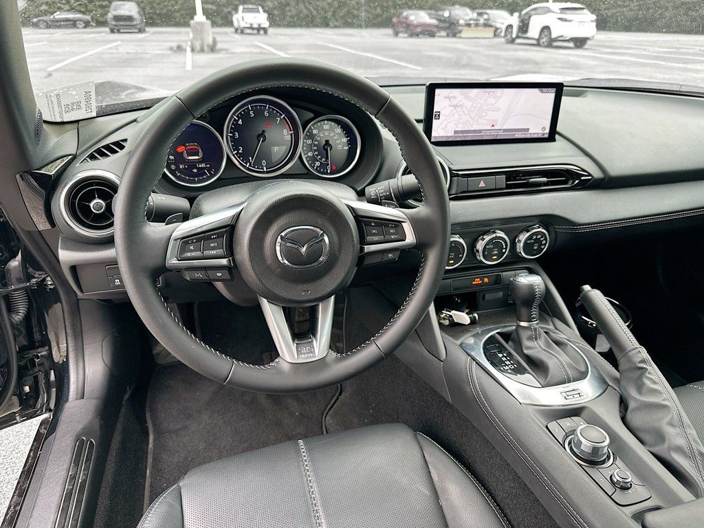 Used 2025 MAZDA MX-5 Miata Grand Touring RWD image 30