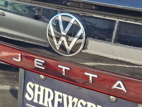New 2026 Volkswagen Jetta SE image 12