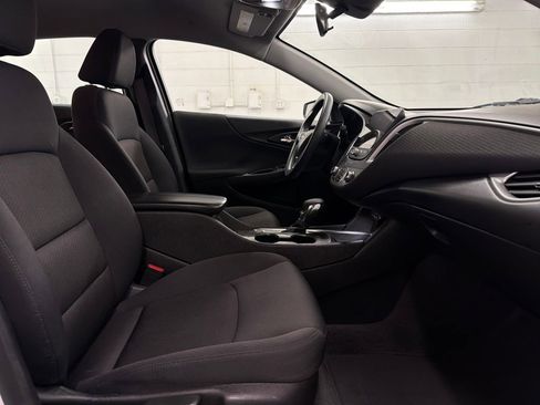 Used 2023 Chevrolet Malibu LT image 29