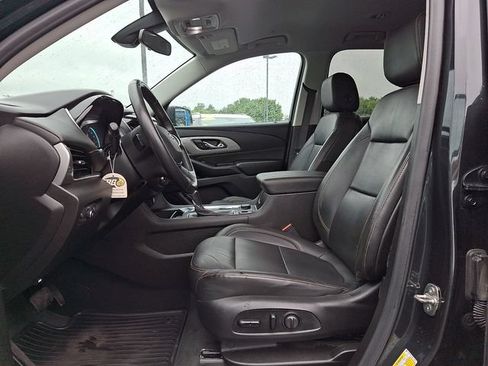 Certified 2020 Chevrolet Traverse LT w/ Driver Confidence II Package AWD/4WD image 14