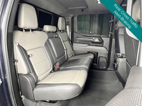 Used 2022 Chevrolet Silverado 1500 ZR2 w/ Technology Package AWD/4WD image 19