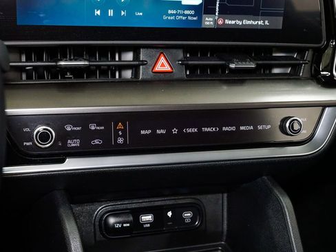 Certified 2024 Kia Sportage EX image 17