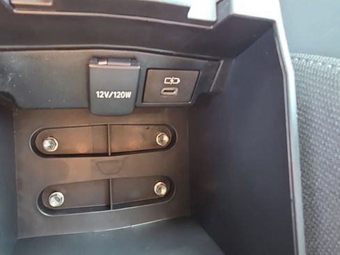 Used 2024 Toyota Corolla LE FWD image 31