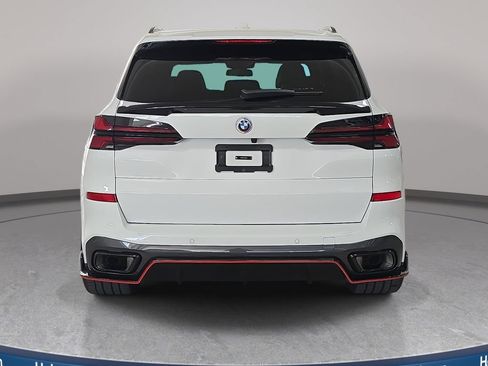 Certified 2025 BMW X5 sDrive40i w/ Executive Package RWD image 8