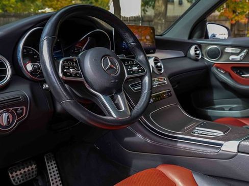Used 2020 Mercedes-Benz GLC 300 GLC 300 w/ AMG Line image 7