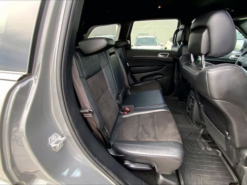 Used 2022 Jeep Grand Cherokee Laredo X image 19