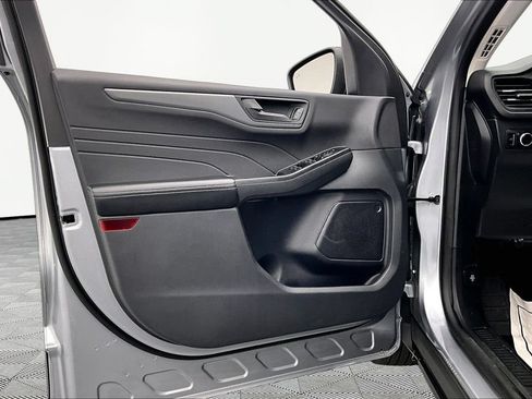 Certified 2023 Ford Escape Active AWD/4WD image 23