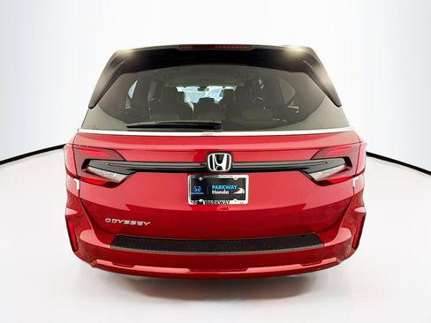 Used 2026 Honda Odyssey EX-L image 7