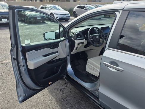 Used 2025 Honda Odyssey EX-L image 39