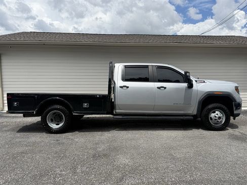 Used 2022 GMC Sierra 3500 Pro w/ Convenience Package AWD/4WD image 1