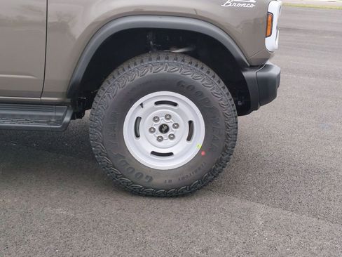 New 2026 Ford Bronco Heritage Edition AWD/4WD image 29