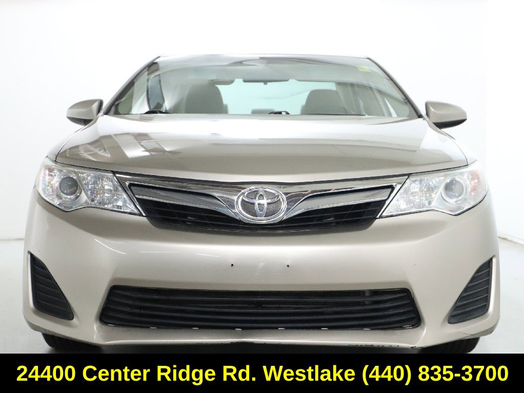 Used 2014 Toyota Camry LE FWD image 6