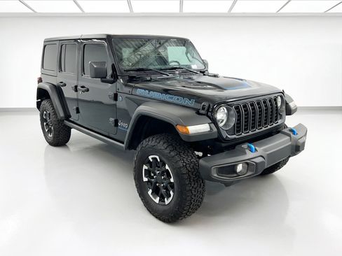 Used 2024 Jeep Wrangler Unlimited Rubicon 4xe w/ Safety Group AWD/4WD image 3
