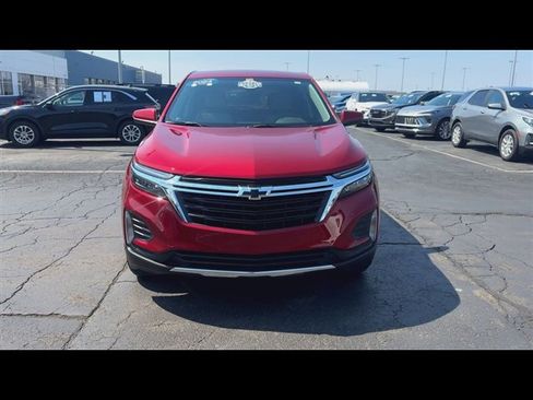 Certified 2024 Chevrolet Equinox LT w/ LPO, Floor Liner Package image 3