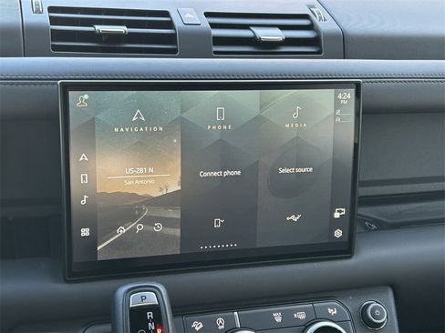 Used 2024 Land Rover Defender 130 Outbound image 19