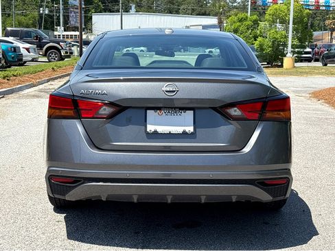 Certified 2025 Nissan Altima 2.5 SV FWD image 16