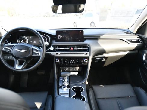 Used 2025 Genesis G70 2.5T RWD image 26