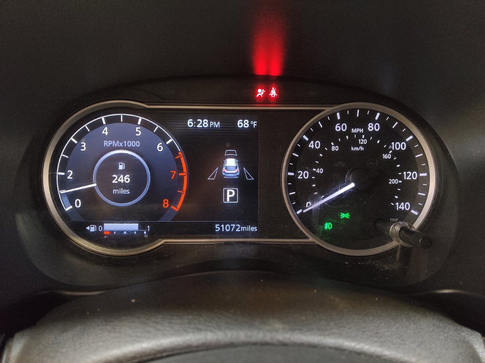 Used 2019 Nissan Kicks SR FWD image 23