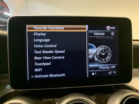 Used 2016 Mercedes-Benz GLC 300 4MATIC image 32