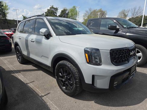 Used 2024 Kia Telluride SX Prestige X-Pro image 1