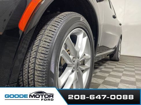 Used 2023 Dodge Durango GT image 28